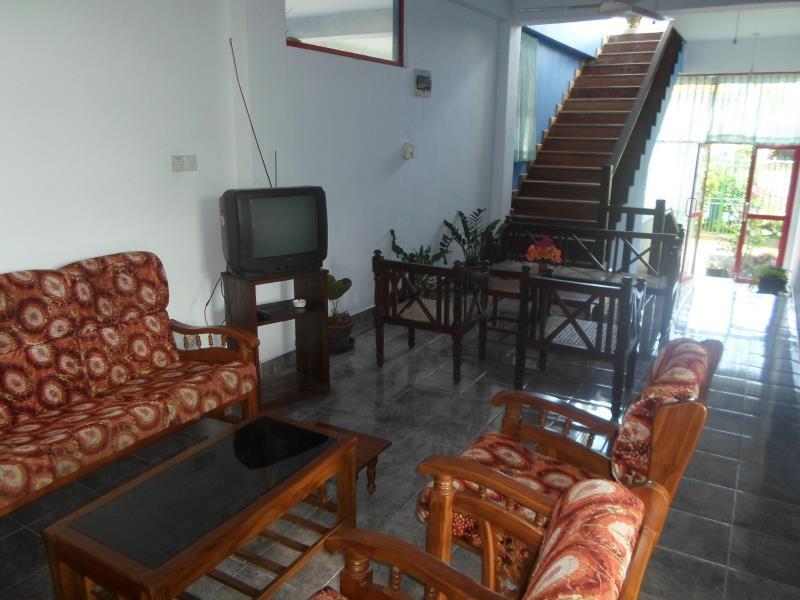 Kingdom Gate Hotel Katugastota ภายนอก รูปภาพ